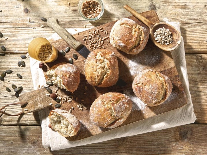 Dinkel Krusti Brot Brötchen Torten Backwaren eismann de Ihr