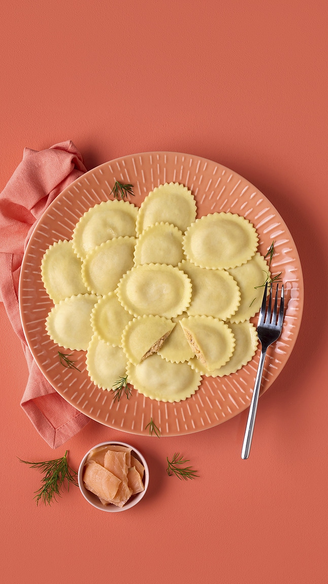Tortelli_mit_Lachs-Ricotta-Fue_web_35149 Tortelli_mit_Lachs-Ricotta-Fue_web_35149