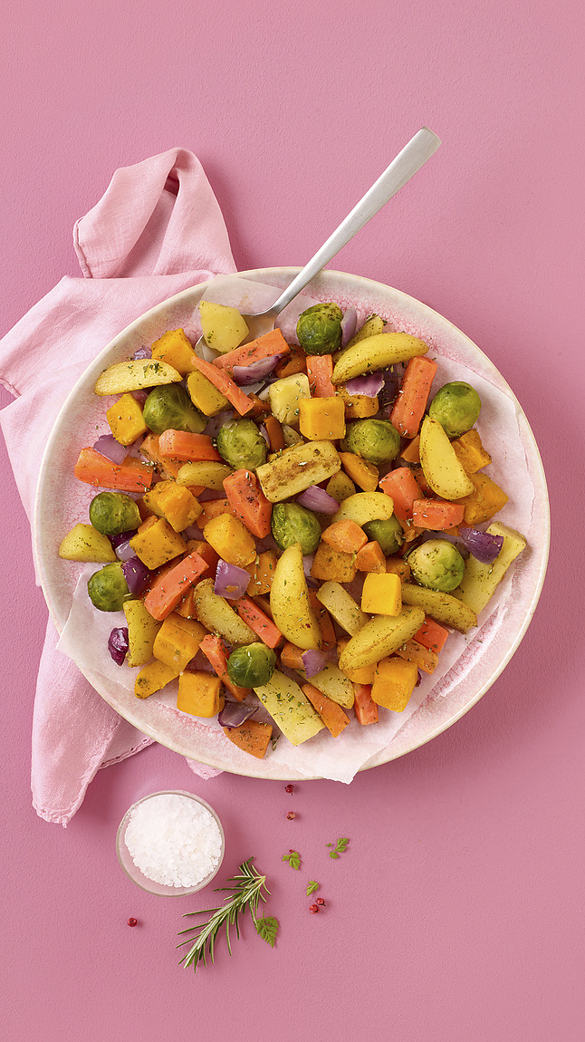 Buntes_Ofengemuese_mit_Kartoff_web_45039 Buntes_Ofengemuese_mit_Kartoff_web_45039