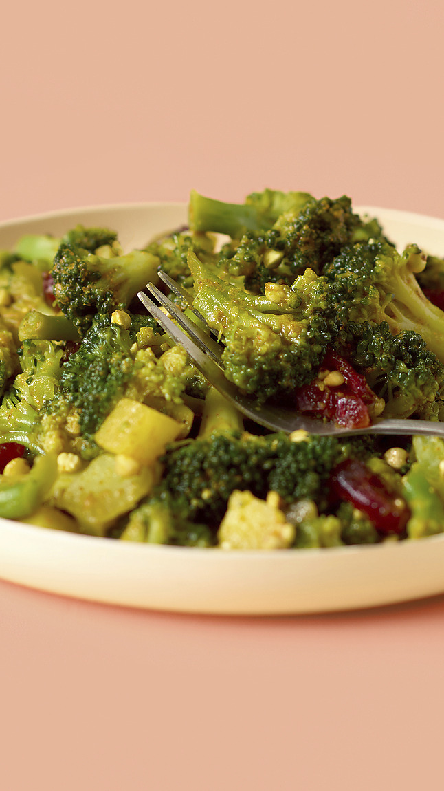 Broccoli-Bowl_detail_35137 Broccoli-Bowl_detail_35137