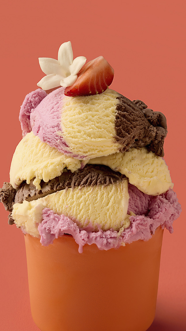 Triology_Vanille_Schoko_Erdbee_detail_40024 Triology_Vanille_Schoko_Erdbee_detail_40024