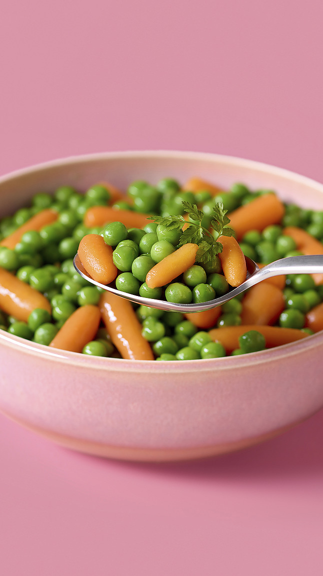 Erbsen_und_Babykarotten_detail_5480