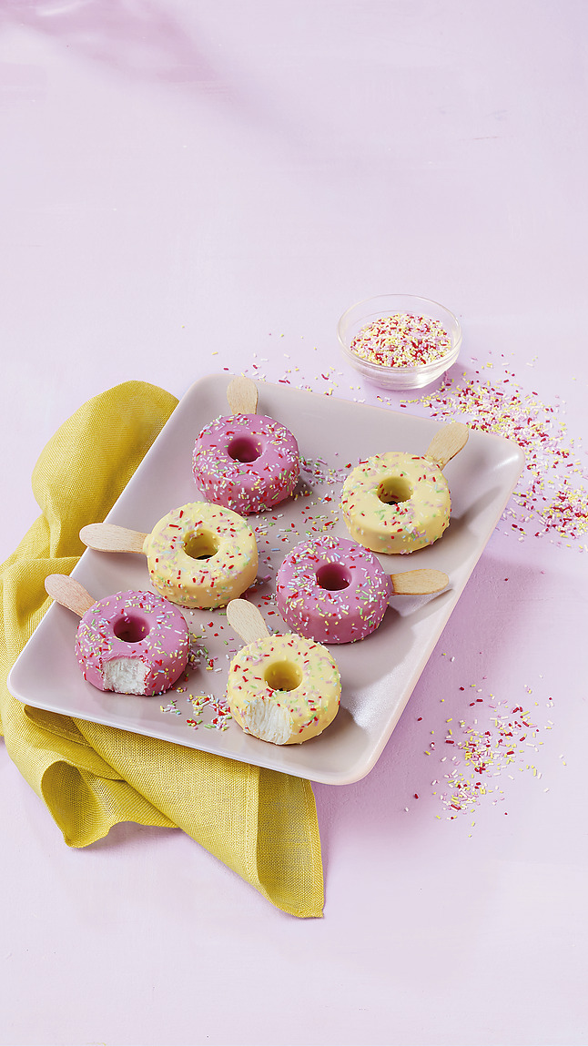 Bunte_Donut_Stiele_web_34358 Bunte_Donut_Stiele_web_34358