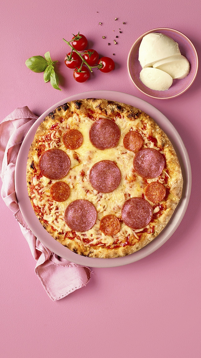 Pizza_Salami_web_35115 Pizza_Salami_web_35115