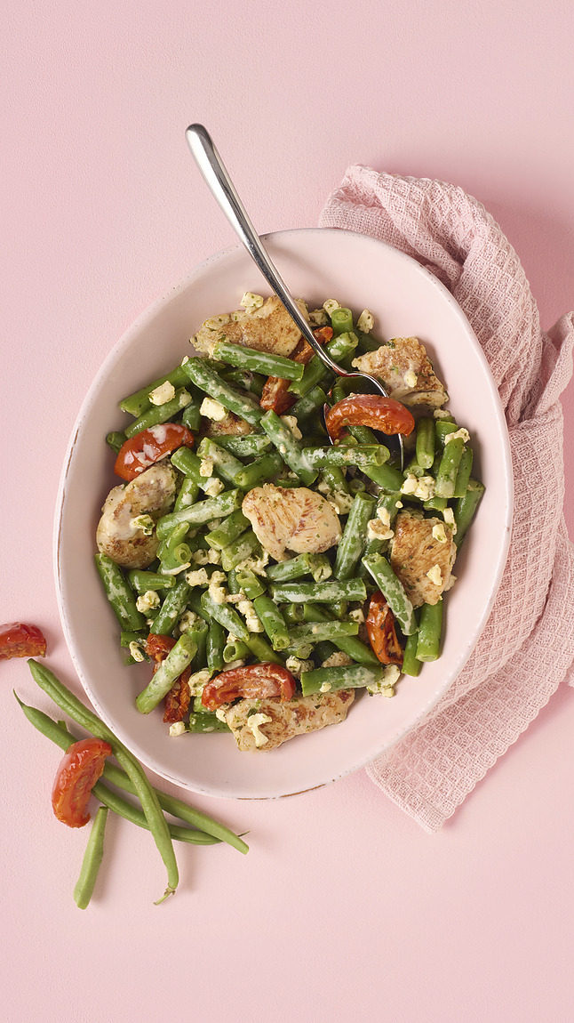 Mediterrane Bohnenpfanne mit Hähnchen