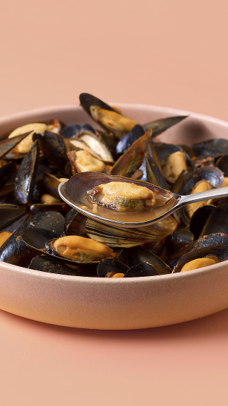 Muscheln_in_Tomaten-Knoblauch-_detail_60043 Muscheln_in_Tomaten-Knoblauch-_detail_60043