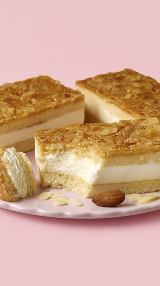 Mandel-Bienenstich_Schnitte_detail_65085 Mandel-Bienenstich_Schnitte_detail_65085
