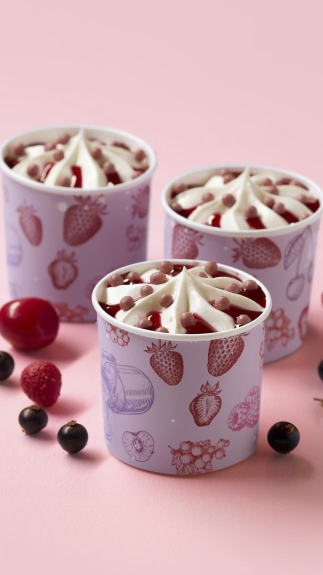 Panna_Cotta_Waldfrucht_Eisbech_detail_40065 Panna_Cotta_Waldfrucht_Eisbech_detail_40065