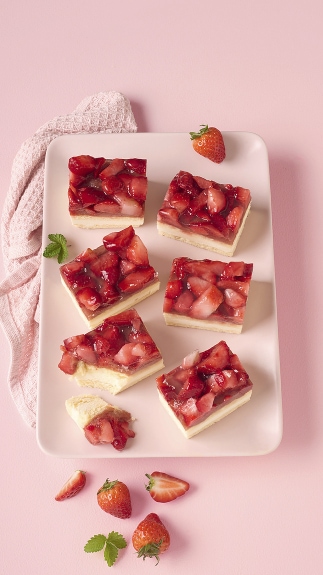 Erdbeer-Schnitte_web_65027 Erdbeer-Schnitte_web_65027