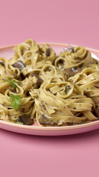 Tagliatelle_mit_Pilzen_detail_35034 Tagliatelle_mit_Pilzen_detail_35034