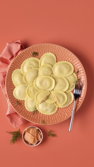 Tortelli_mit_Lachs-Ricotta-Fue_web_35149 Tortelli_mit_Lachs-Ricotta-Fue_web_35149