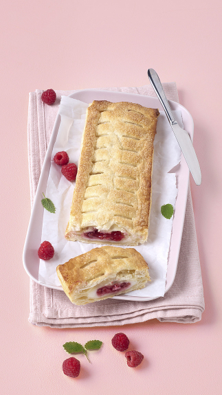 Quark-Himbeer_Strudel_web_65102 Quark-Himbeer_Strudel_web_65102