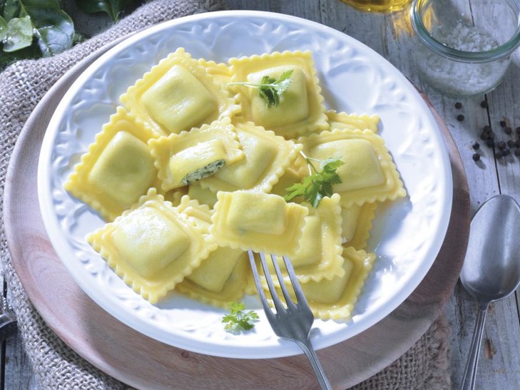 Ravioli Ricotta Und Spinat Glutenfrei Pasta Pastagerichte Fertiggerichte Eismann De Ihr Online Shop Fur Genuss