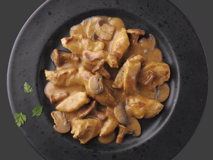 Geschnetzeltes vom Schwein mit Champignons und Pfifferlingen