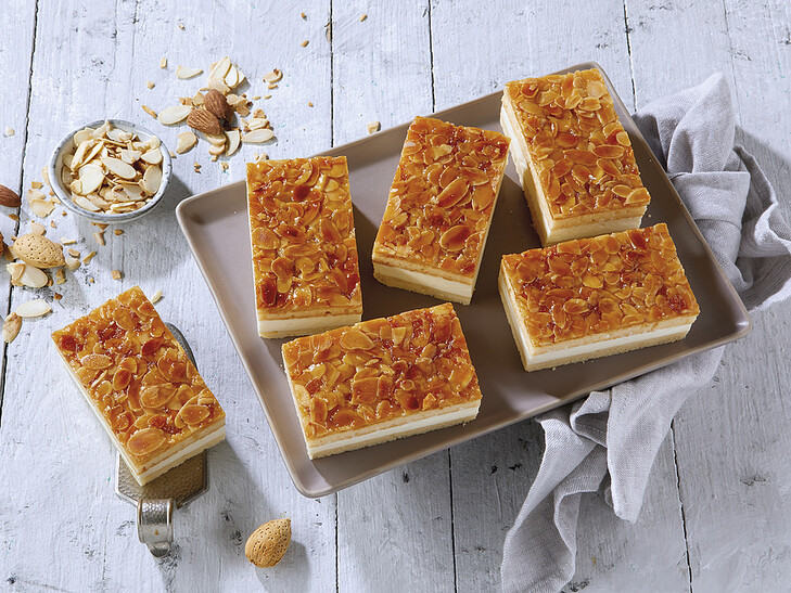 Mandel-Bienenstich Schnitte