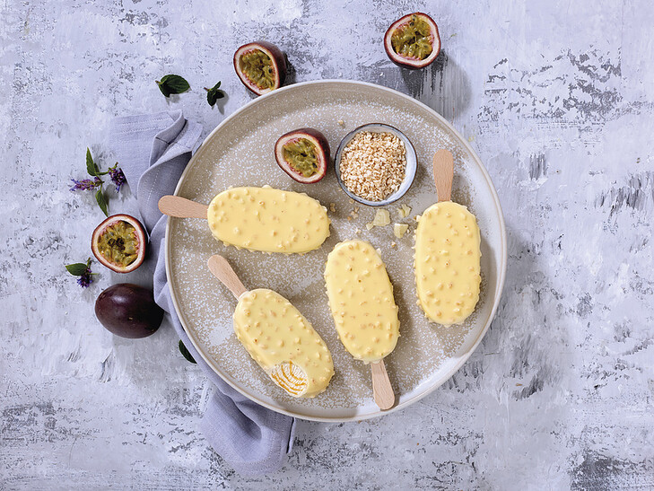 Big Choc White Passion Fruit