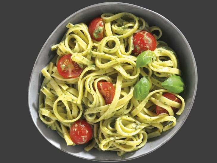 Tagliatelle-Nester alla Pesto