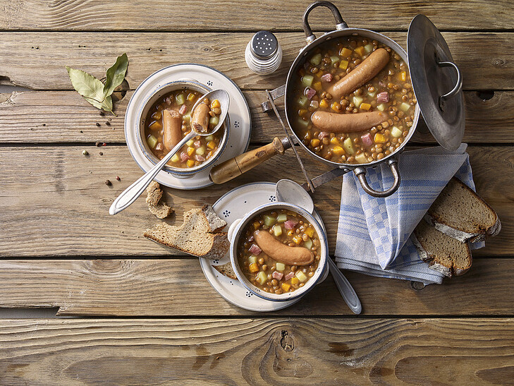 Kräftige Linsensuppe