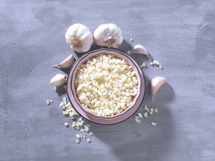 Knoblauchwürfel