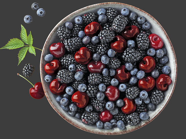Dunkle Beerenmischung