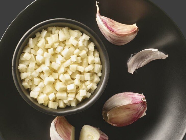 Knoblauchwürfel