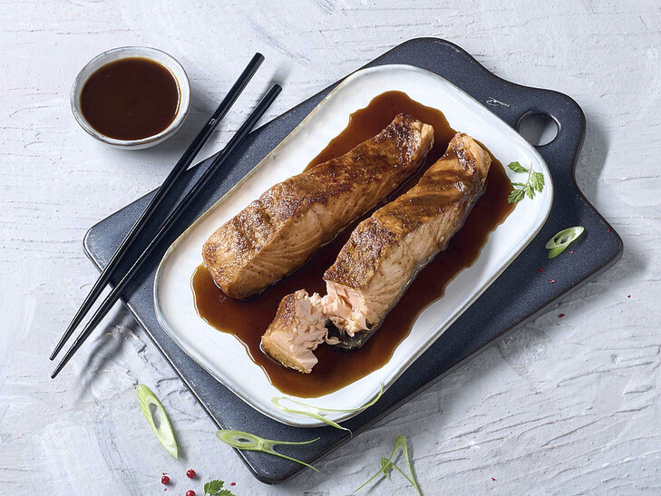 Lachs in Teriyaki Sauce