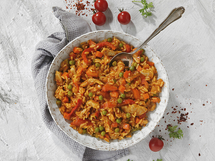 Djuvec-Reispfanne mit Schweinefleisch