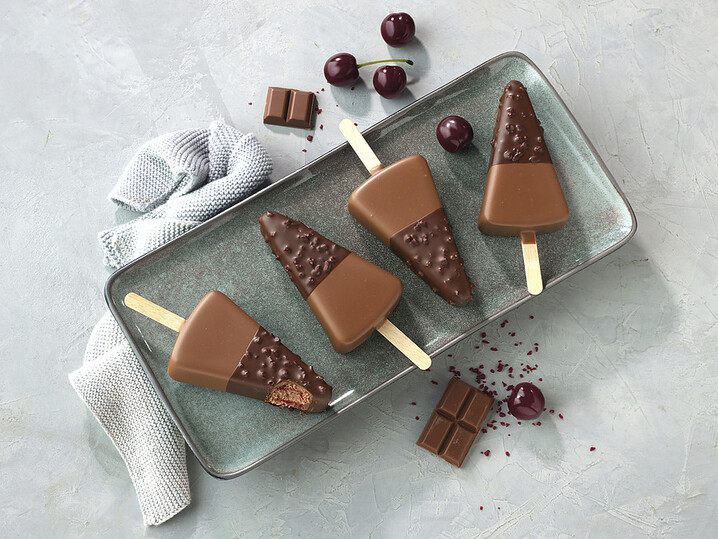 Schoko-Kirsch Eisgipfel