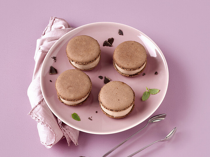 Schokoladen Eis-Macaron