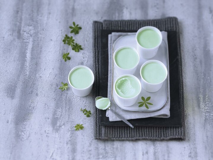 Waldmeister Eisbecher