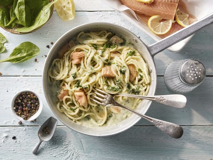 Spaghetti-Pfanne mit Wildlachs